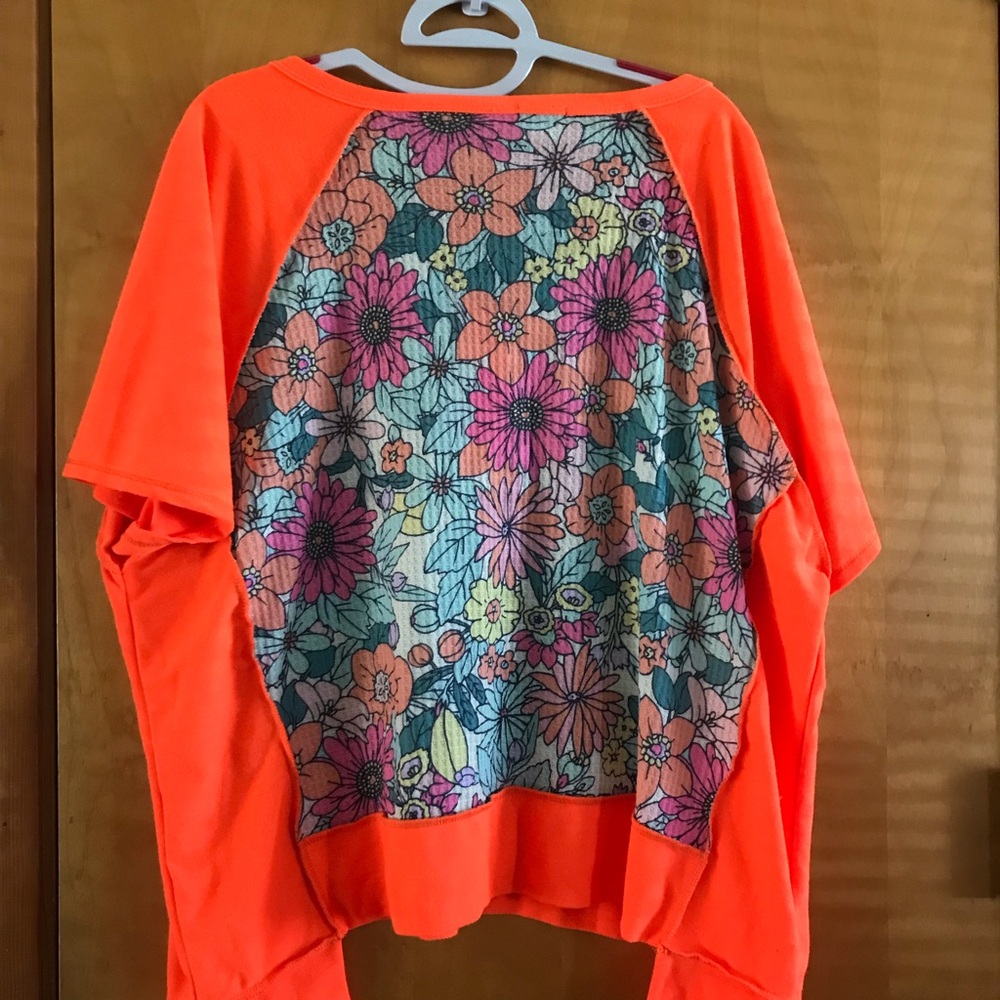 Bibi Neon Orange Floral Panel Short Sleeve Top - Picture 4 of 5